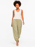 Conjunto de 2 piezas de Top Beige y  Pantalón Vichi