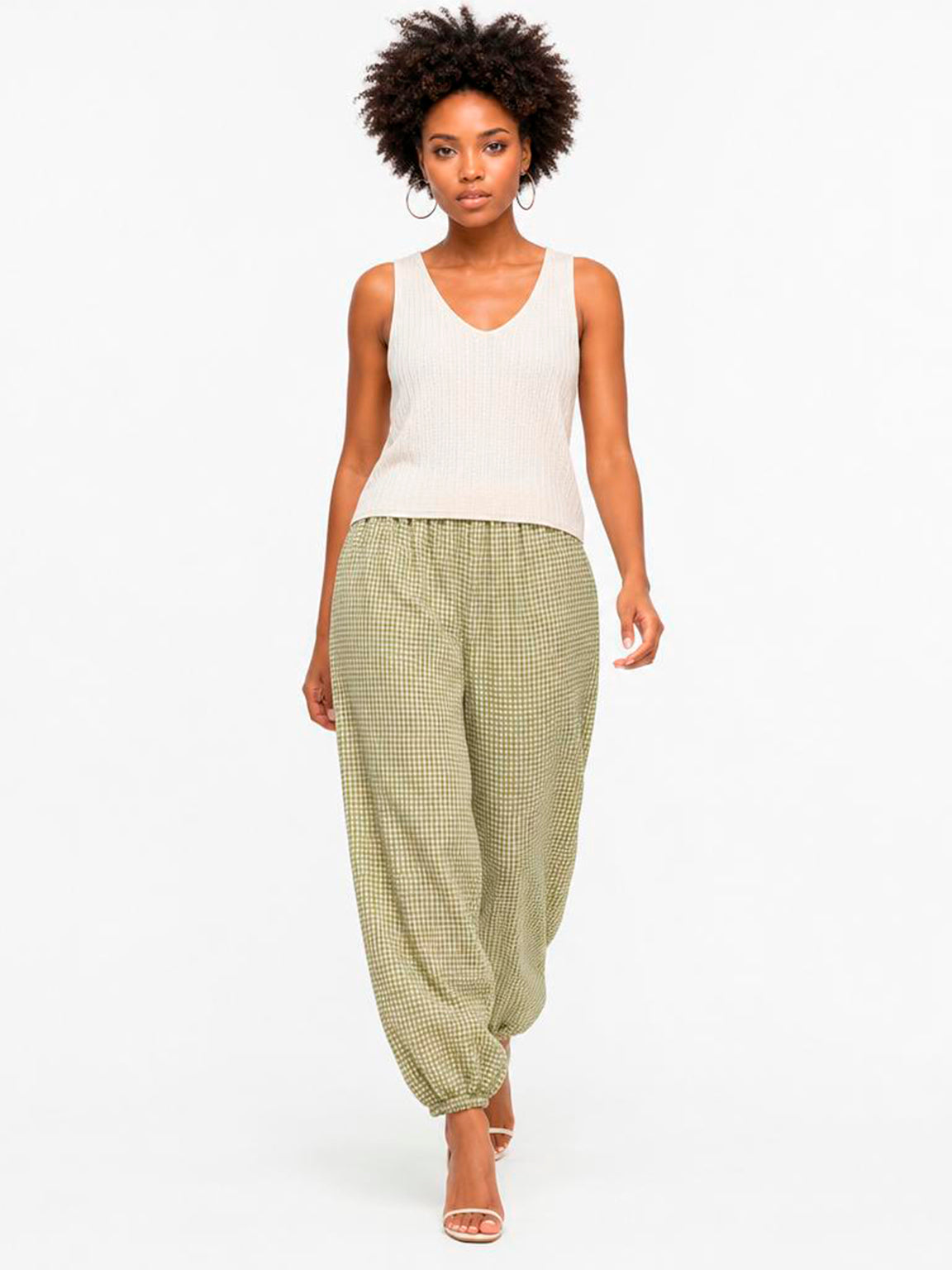 Conjunto de 2 piezas de Top Beige y  Pantalón Vichi