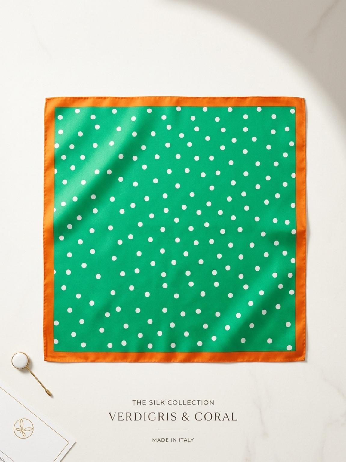 Pañuelo Verde de Lunares