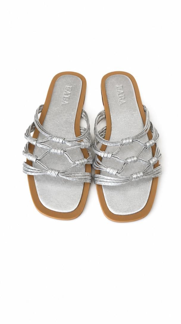 Sandalias Plateadas